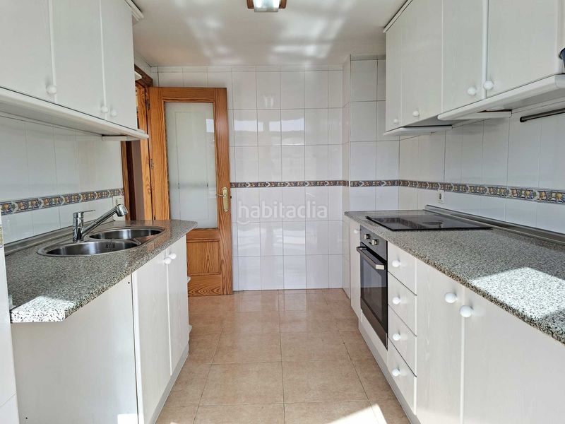 Foto d69d5d12-1866-4ec1-90b6-fa5263e9296a. Pis amb calefacció aparcament piscina a Altea ciudad Altea