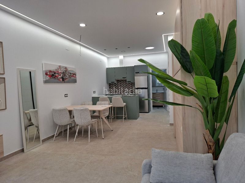 Foto 60cd32ba-e4b0-4771-89ba-9a673e65fa69. Edificio in Playa Levante Benidorm