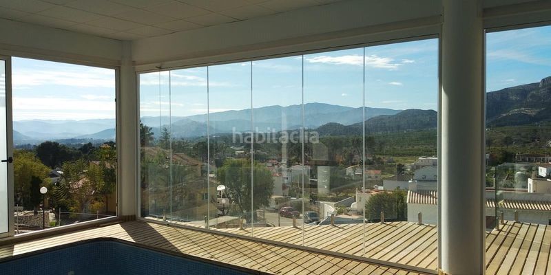 Foto 0356455c-5108-491d-90be-c3d32130dc77. Chalet en Urbanizaciones Gandia