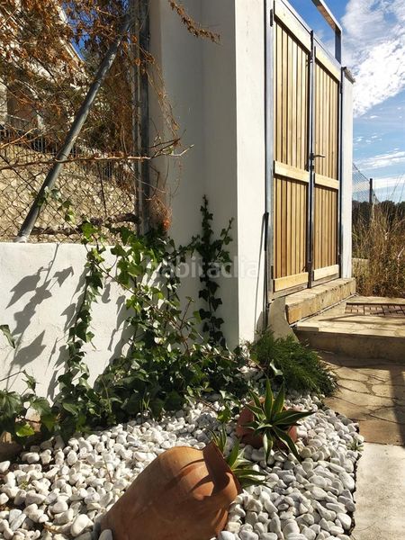 Foto ca339a37-d0db-4805-a9f2-70ddc6a465e5. Xalet amb calefacció aparcament piscina a Urbanizaciones Gandia