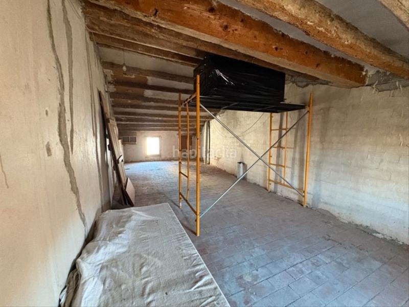 Foto 3a327b03-904f-45f0-b6dd-82443c26fe04. Casa in carrer de la banya 3 in Castelldans