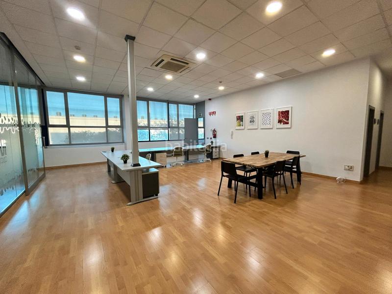 Foto 392e597e-725c-42c4-9dbd-6dfaa9217390. Rent industrial building in Jubalcoi Elche / Elx