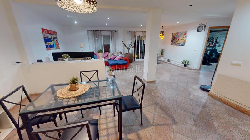 Foto 0ba0054d-e789-430b-b5de-1f0aedb8bb40. Flat with heating parking in Reina Victoria - Miguel Hernández Elche / Elx