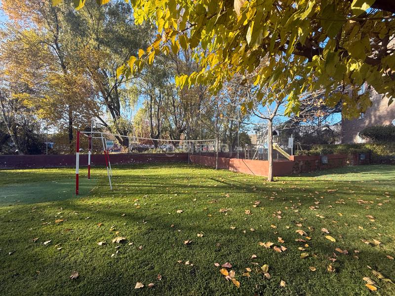 Foto 0bdb8fb9-d2c4-44ec-82a2-08da73b11c50. Rent flat with heating pool in Guadarrama