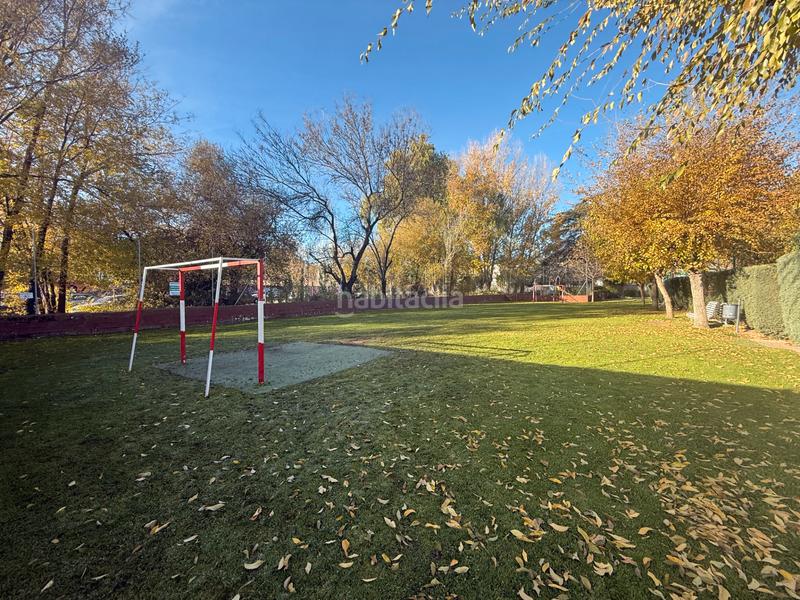 Foto 163eacc7-5b7d-44d4-b312-43af3d7739ca. Rent flat with heating pool in Guadarrama