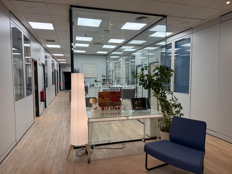 Foto 78a5d974-0d7e-4eba-86c1-0c65e960e2ca. Affitto ufficio in calle rosa de lima 1 in Las Matas-Peñascales Rozas de Madrid (Las)