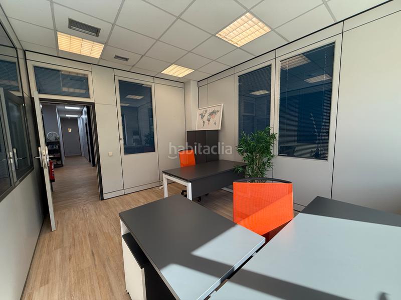 Foto 1b29ed4a-423a-443b-9a4c-5e47e2ed034e. Miete büro in calle rosa de lima 1 in Las Matas-Peñascales Rozas de Madrid (Las)