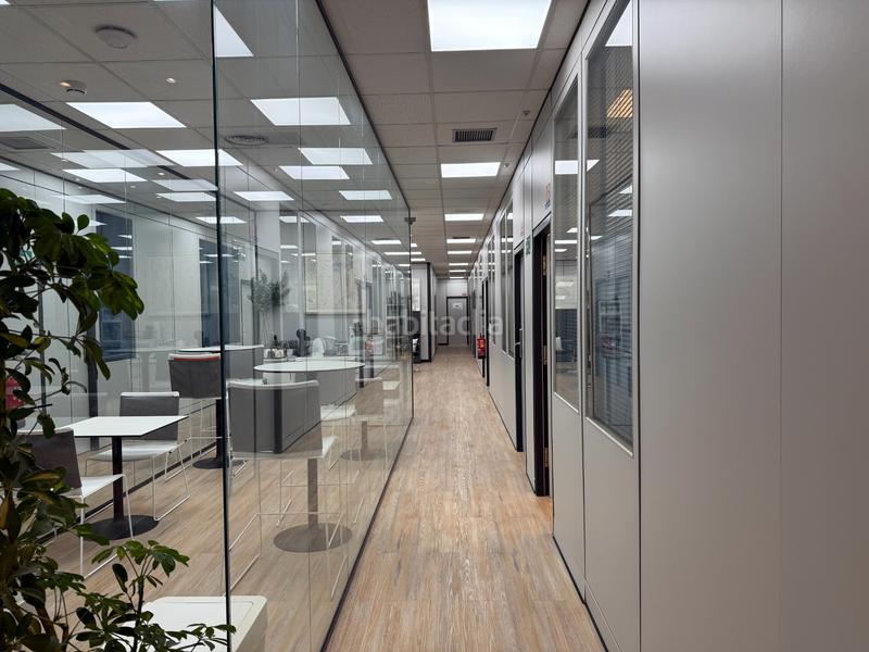 Foto ffde8bcd-d9c4-4f34-8e7d-f765603be819. Miete büro in calle rosa de lima 1 in Las Matas-Peñascales Rozas de Madrid (Las)