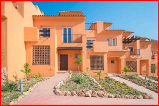 Location Maison jumelée à El Paraíso. Casas adosadas en el paraiso