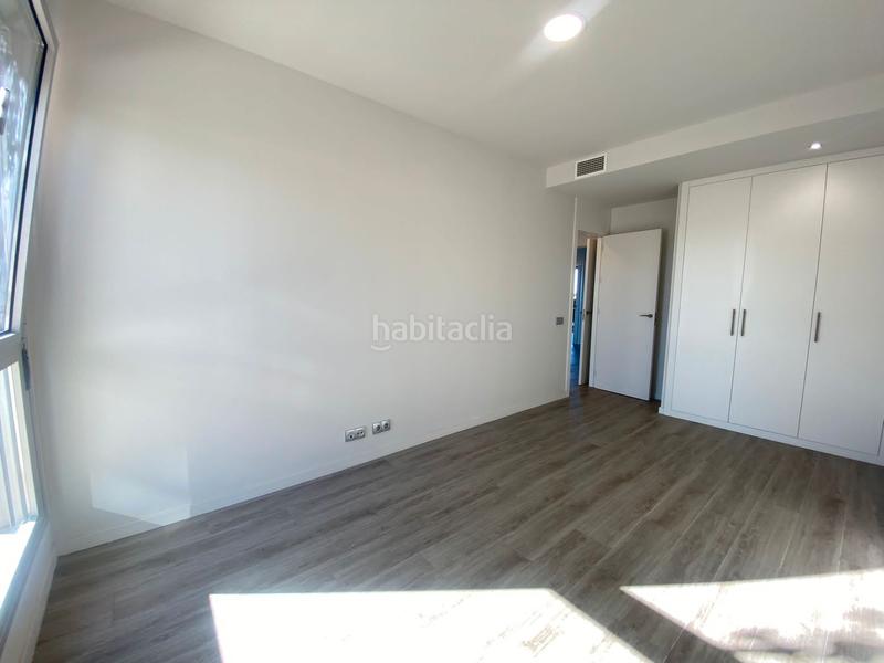 Foto 667aac77-35c5-450d-8a67-92624c75b360. Miete etagenwohnung mit heizung parking pool in Centro Estepona