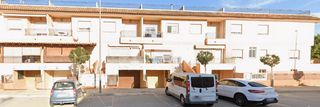 Casa adossada a avinguda comunidad valenciana 131