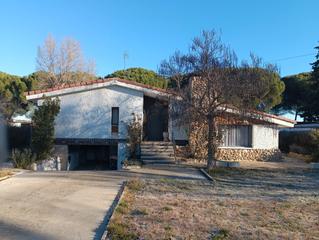 Xalet  El pinarillo. Chalet en valladolid