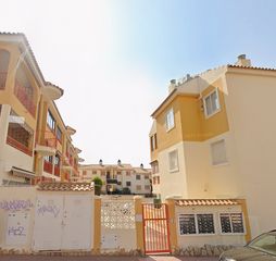 Apartment in Carrer eneas 3. Apartamento en torrevieja
