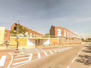 Casa adossada  Calle de vistabella. Unifamiliar zaragoza