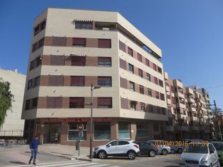 Pis  Carrer de la constitució 60. Piso en torrent