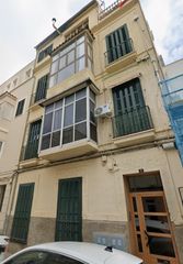 Etagenwohnung in Carrer de tomàs forteza 7. Piso en palma