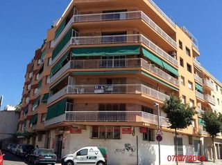 Pis a raval de santa magdalena, 2