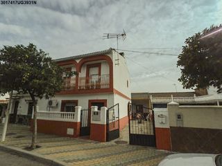 Casa  Calle cañada real soriana 66c. Casa en córdoba