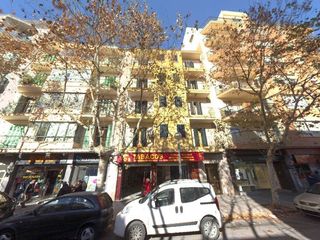 Pis a carrer de francesc manuel de los herreros 33