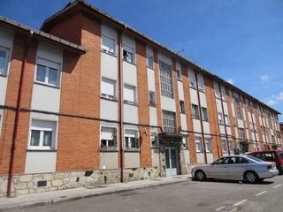 Pis a Calle h ferradores 5. Planta baja en gijón