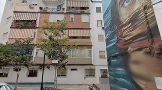 Flat in Calle la paz 2. Piso en fuengirola