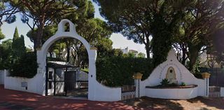 Casa a Avenida españa de calahonda 6. Casa en mijas