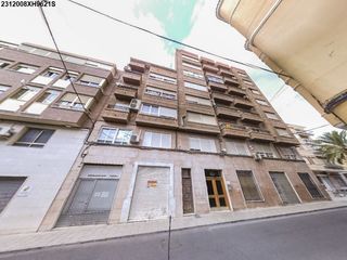 Flat  Carrer paquito vera 6. Piso en elda