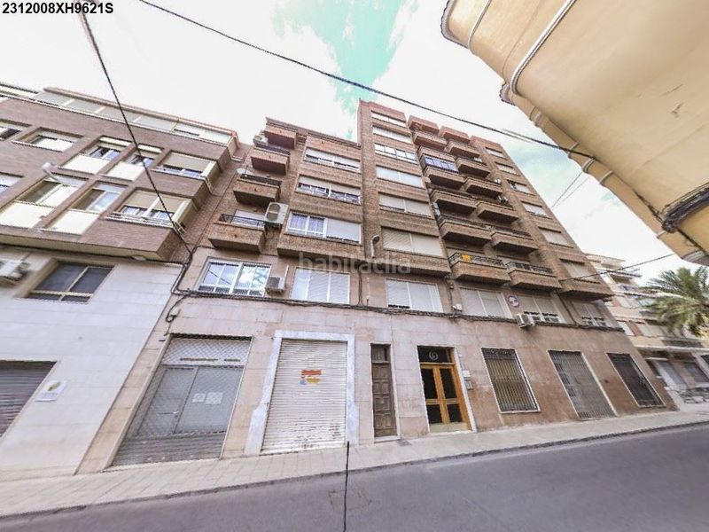 Foto f9ef4318-9aff-42c3-aaec-f2fff8710b84. Pis a Centro Elda
