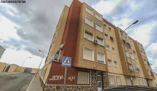 Pis a calle prolongación angel bruna 14