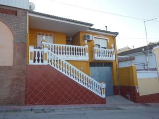 Casa  Calle mallorca 2. Casa en deifontes