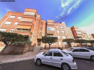 Pis  Carrer los abetos 9. Piso en elda
