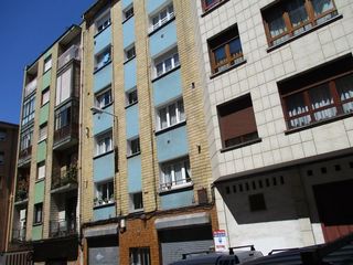 Flat  Calle joaquín solís 28. Piso en gijón