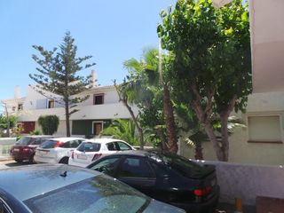 Apartment in Carrer laredo 1. Apartamento en benidorm