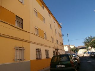 Pis a Calle río turia 2. Piso en huelva