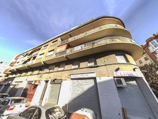 Àtic a carrer de casals i cuberó 187