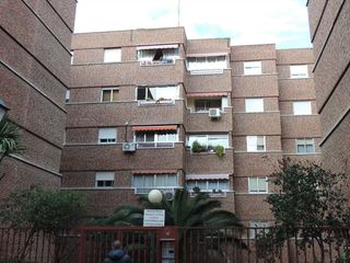 Flat  Calle de la paz 3. Piso en móstoles