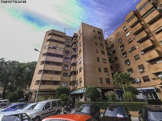 Pis  Asociacion vecinal parque atlantico san matias, las dalias 6. Piso en sevilla