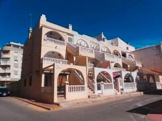 Appartement à Calle tiburón 1. Piso torrevieja