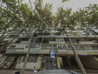 Pis a Carrer del Camp Arriassa 73