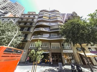 Pis a Carrer de Casanova 78