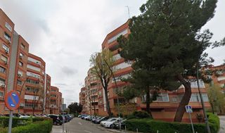 Pis a Calle de enrique granados 8. Piso en móstoles