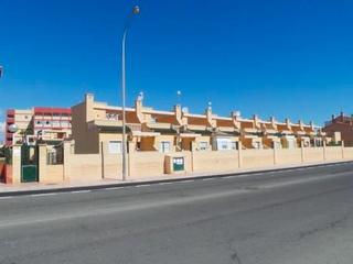 Haus  Calle helena 4. Casa en torrevieja