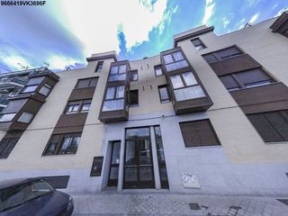 Pis  Calle de palomares 43. Piso en madrid