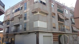 Piso  Avenida libertad 23. Piso en bigastro
