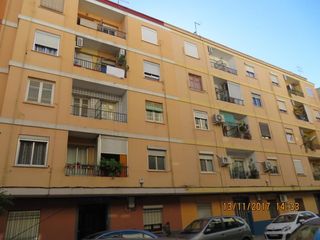 Etagenwohnung  Carrer sant ramon 33. Piso en paiporta