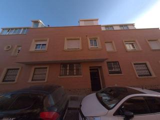 Etagenwohnung  Calle miguel rúa 11. Piso almeria