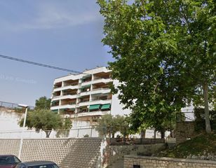 Rez-de-chaussée  Carrer alcoi 1. Bajo en onil