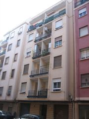 Piso en Carrer del plus ultra 17. Piso en valencia