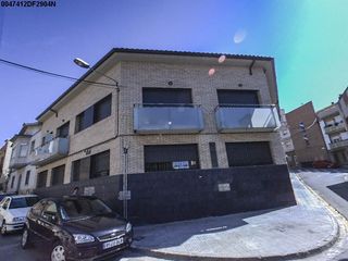 Dúplex  Carrer d'osca 7. Dúplex en rubí