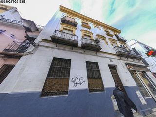 Etagenwohnung in San luis 55. Apartamento en sevilla
